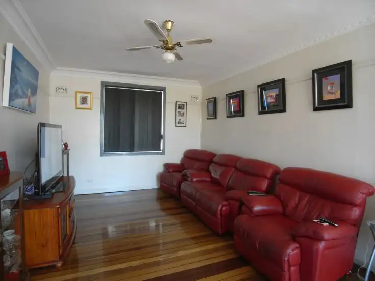 Fifth view of Homely house listing, 2 Wyvern Street, Mayfield NSW 2304
