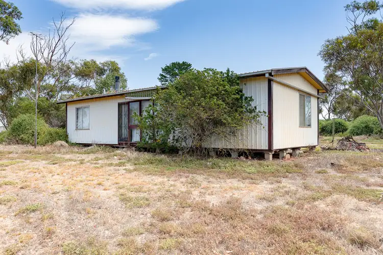 27 Heinjus Road, Woodchester SA 5255