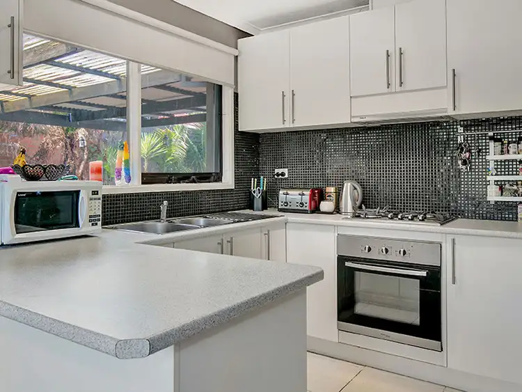 Sixth view of Homely house listing, 2 Gorae Court, Westmeadows VIC 3049