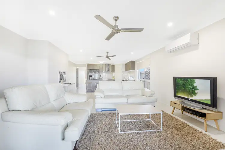 15 Teal St, Caloundra West QLD 4551