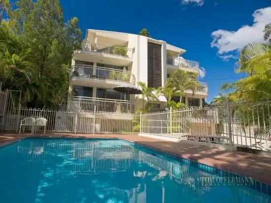 3/4 Edgar Bennett Ave, Noosa Heads QLD 4567