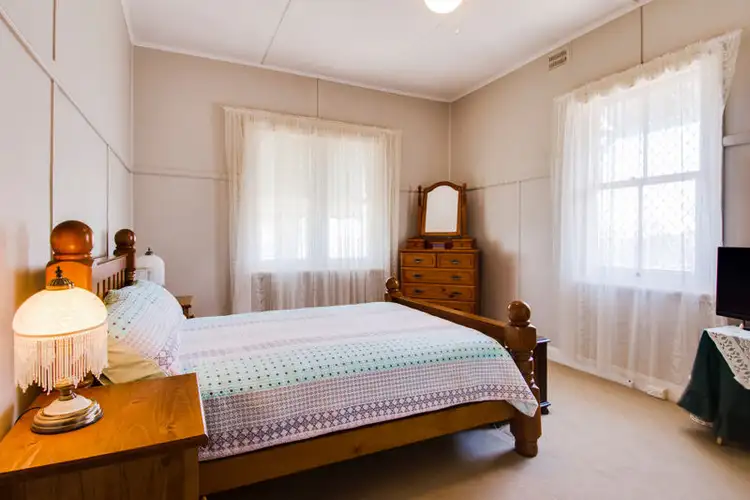 Sixth view of Homely house listing, 42 Commins St, Junee NSW 2663