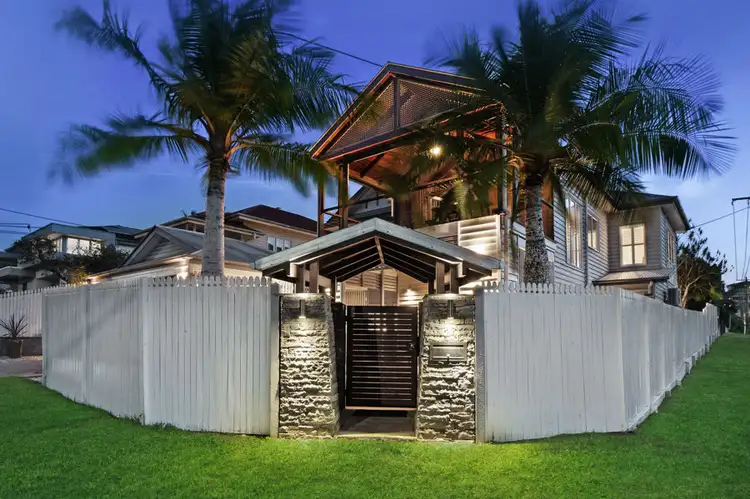 23 Lockyer Street, Camp Hill QLD 4152