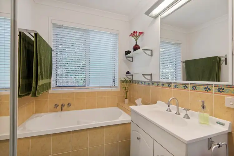 Sixth view of Homely house listing, 6 Oberon Esplanade, Hemmant QLD 4174