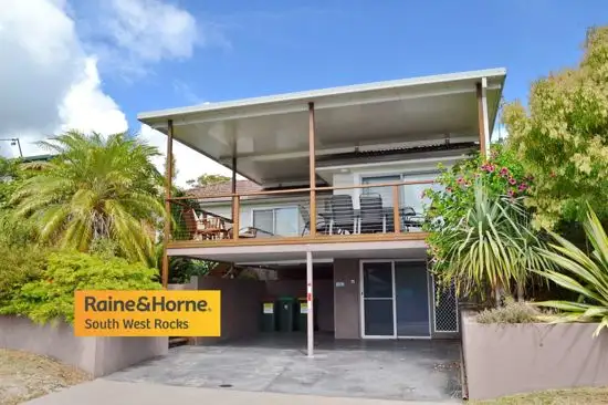 1 Peter Mouatt St, South West Rocks NSW 2431