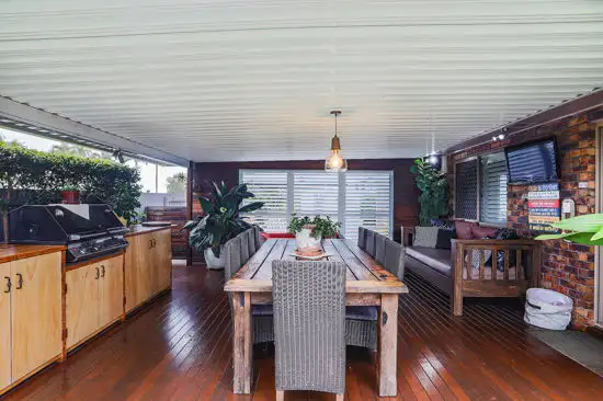 7 Hughes Street, Glenella QLD 4740