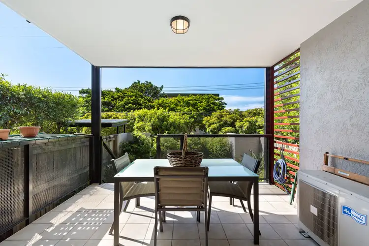z35/11-15 Kitchener Street, Coorparoo QLD 4151