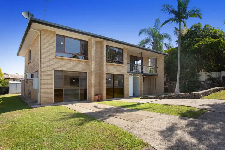 19 Honeysuckle Street, Mansfield QLD 4122