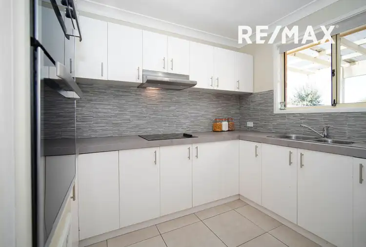 Third view of Homely house listing, 10 Yentoo Drive, Glenfield Park NSW 2650