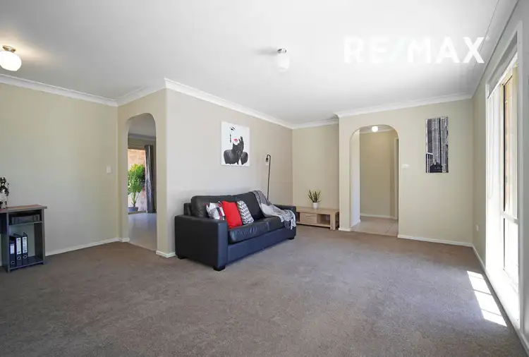 Fifth view of Homely house listing, 10 Yentoo Drive, Glenfield Park NSW 2650