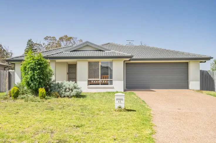 43 Claret Ash Drive, Guyra NSW 2365