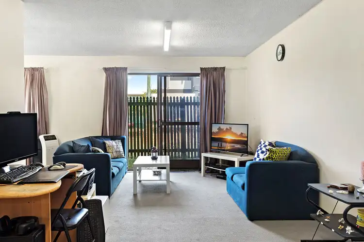Third view of Homely unit listing, 1/467 Hamilton Road, Chermside QLD 4032