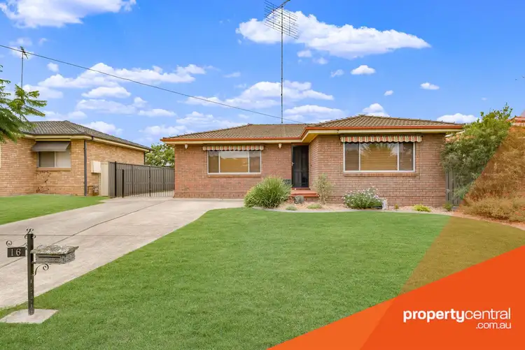 16 Joanna Street, South Penrith NSW 2750