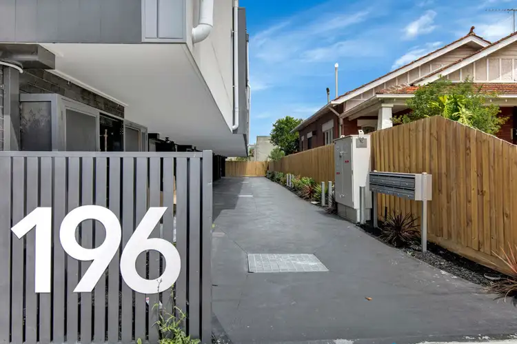 1/196 Moreland Road, Brunswick VIC 3056
