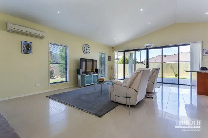 Sixth view of Homely house listing, 10 Cedarview Place, Wellington Point QLD 4160