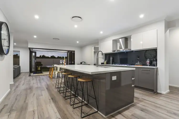 98 Foxtail Crescent, Banksia Beach QLD 4507
