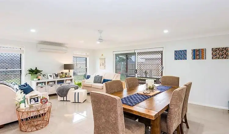 20 Esmeralda Street, Cambooya QLD 4358