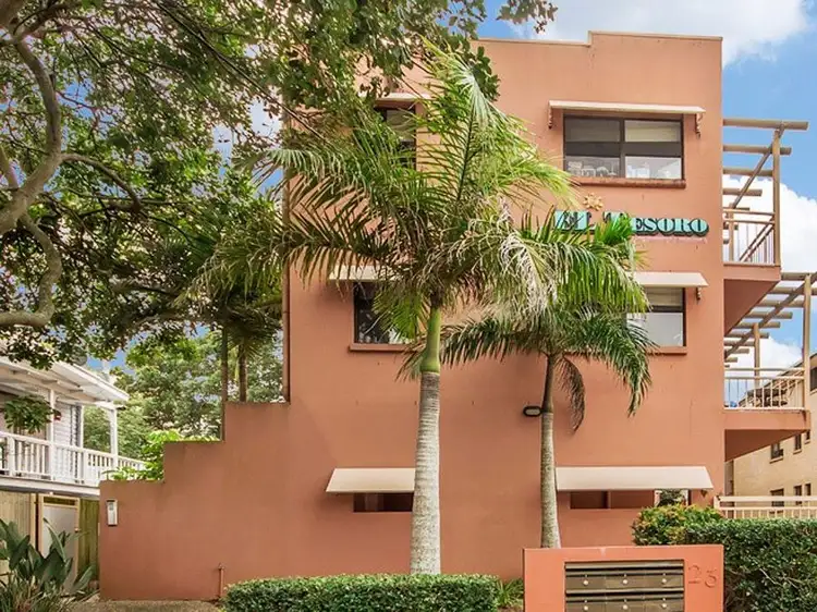 Main view of Homely unit listing, 4/23 Second Avenue, Broadbeach QLD 4218