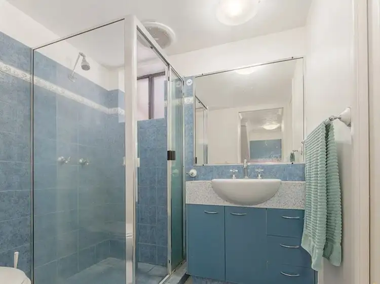 Sixth view of Homely unit listing, 4/23 Second Avenue, Broadbeach QLD 4218