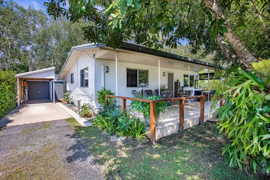 28 Buoro Street, Ball Bay QLD 4741