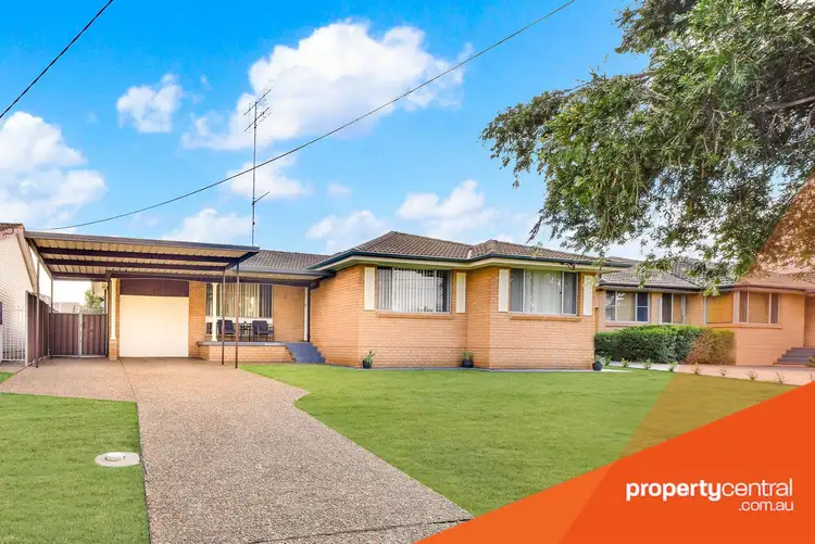 11 Lorne Avenue, South Penrith NSW 2750