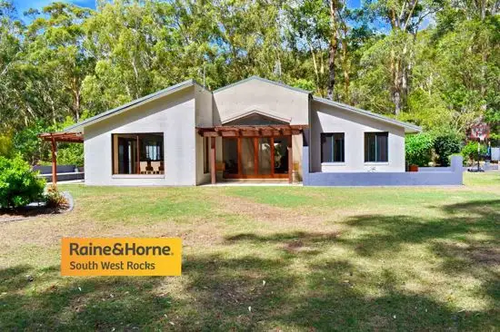 32 Ferntree Close, South West Rocks NSW 2431