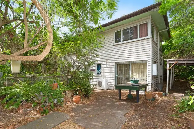 11 Mary Street, Redcliffe QLD 4020