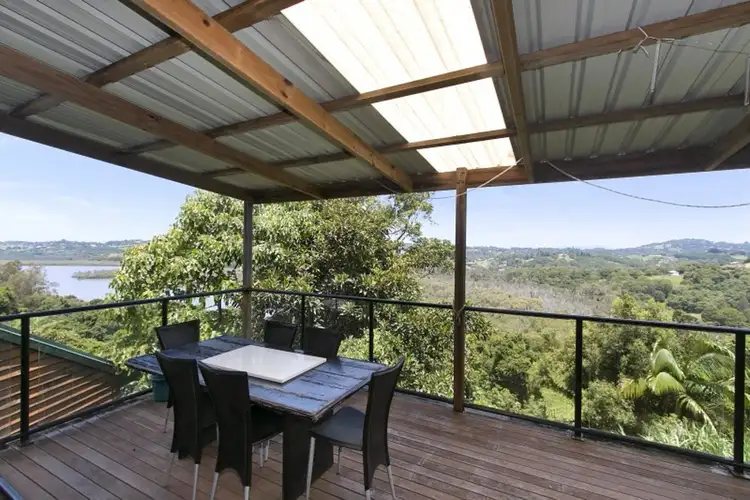 45 Broadwater Esplanade