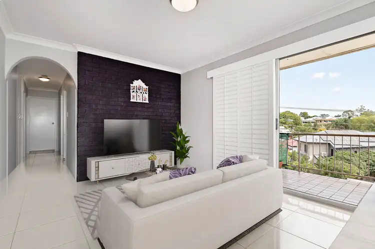 2/8 Drummond Street, Greenslopes QLD 4120