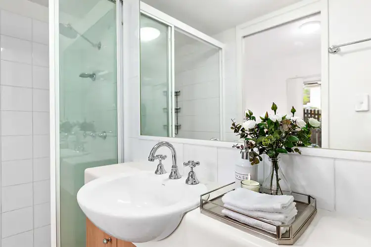 Sixth view of Homely house listing, 3/48 Riddell Street, Bulimba QLD 4171