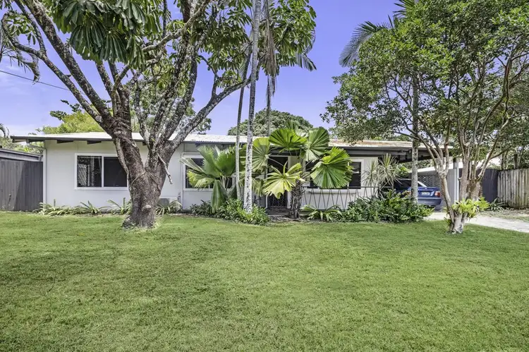 5 Cassava Street, Holloways Beach QLD 4878
