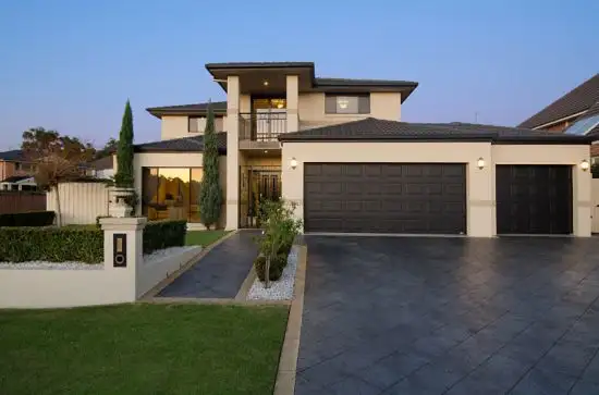 10 Emlyn Place, Beaumont Hills NSW 2155
