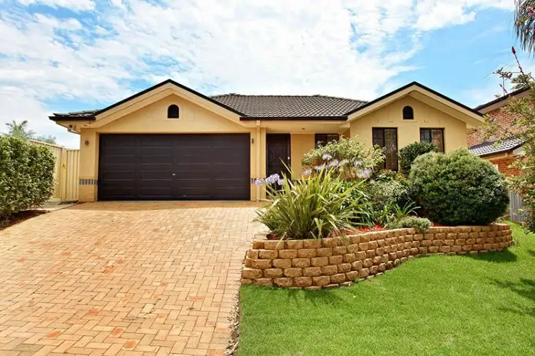 38 Broadleaf Crescent, Beaumont Hills NSW 2155