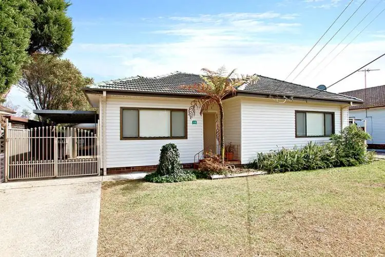 19 Omaroo Ave, Doonside NSW 2767
