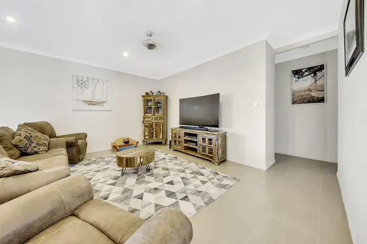 Second view of Homely house listing, 16 Sorrento Way, Zilzie QLD 4710