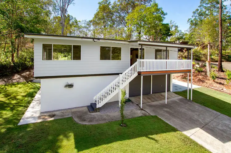 10 Camden Court, Arana Hills QLD 4054
