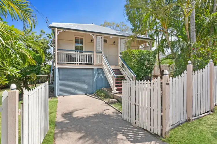 3 Longfellow St, Norman Park QLD 4170