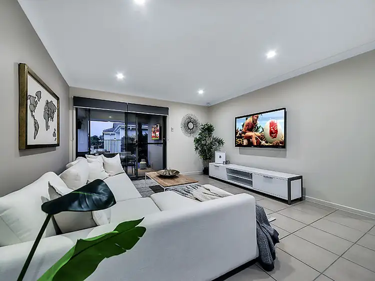Second view of Homely house listing, 48 Foxwood Circuit, Wakerley QLD 4154