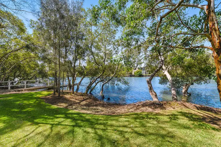 12 Island Place, Urunga NSW 2455