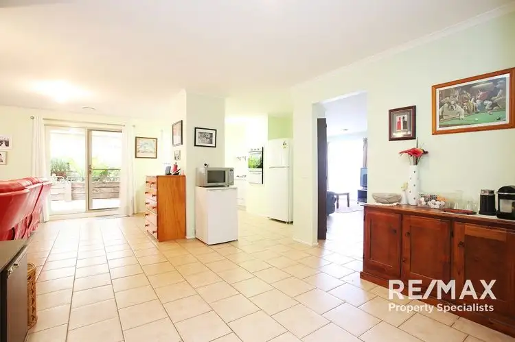 Fourth view of Homely house listing, 21 James Wyman Place, Hampton Park VIC 3976