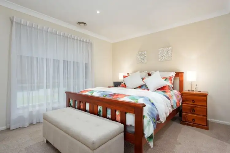 Fifth view of Homely house listing, 1 Carinya Street, Glenfield Park NSW 2650