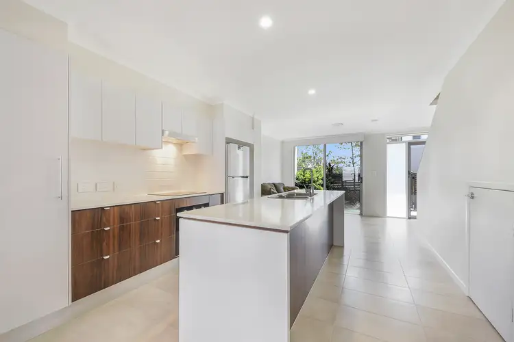 3/2 Keppel St, Meridan Plains QLD 4551