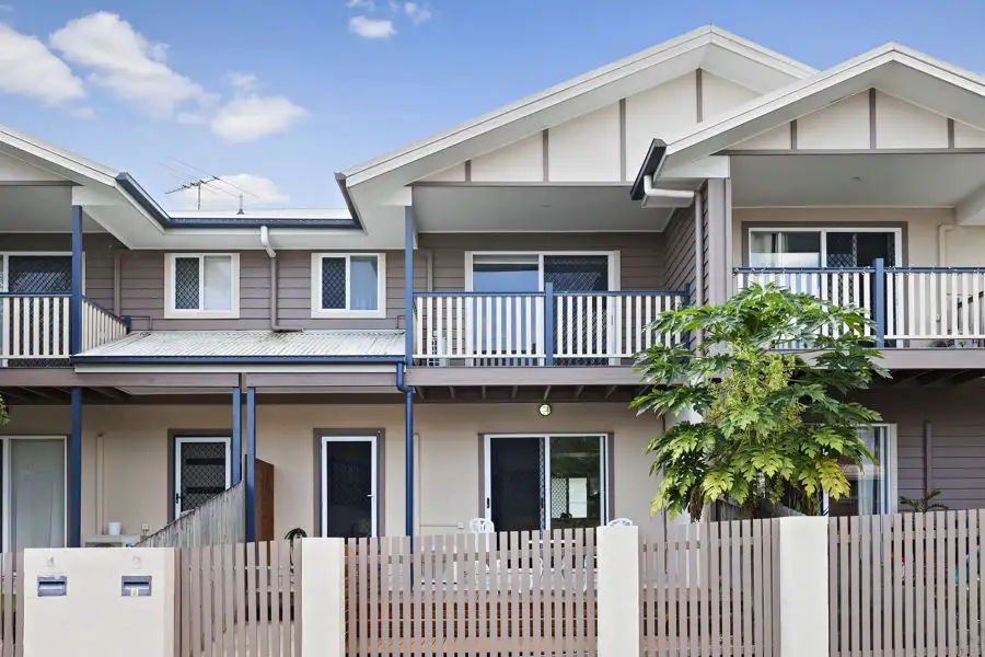 Main view of Homely townhouse listing, 3/22 Querrin Street, Yeronga QLD 4104