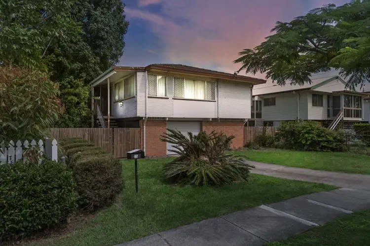 25 Townsend Street, Brighton QLD 4017