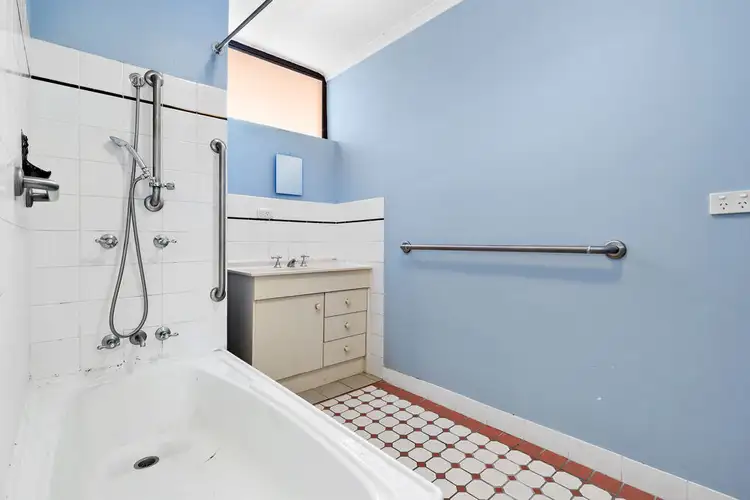 Sixth view of Homely unit listing, 2/5 Wickham Street, Morningside QLD 4170