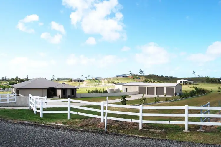 5 Jamae Ct, Hay Point QLD 4740
