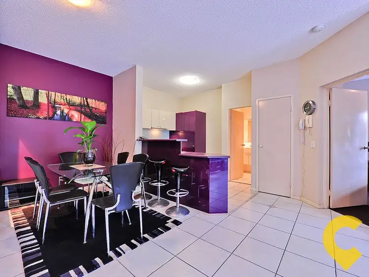 9/7 Landsborough Terrace, Toowong QLD 4066