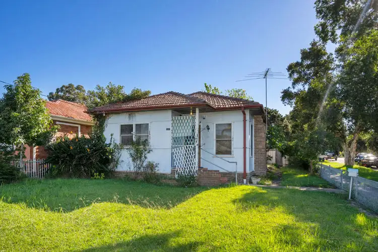 101 Mandarin St, Fairfield East NSW 2165