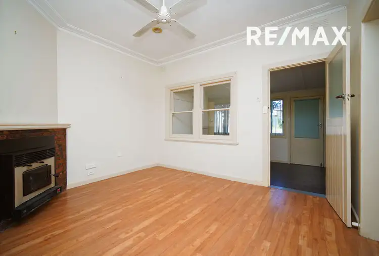 Fifth view of Homely house listing, 33 Mair Street, Turvey Park NSW 2650
