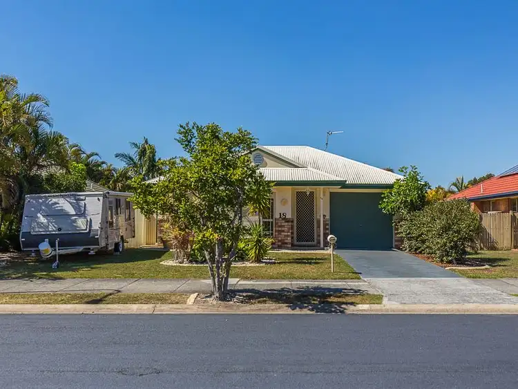 18 Stradbroke Drive, Tweed Heads South NSW 2486